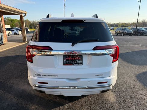 Used 2023 GMC Acadia Denali w/ Denali Ultimate Package image 5