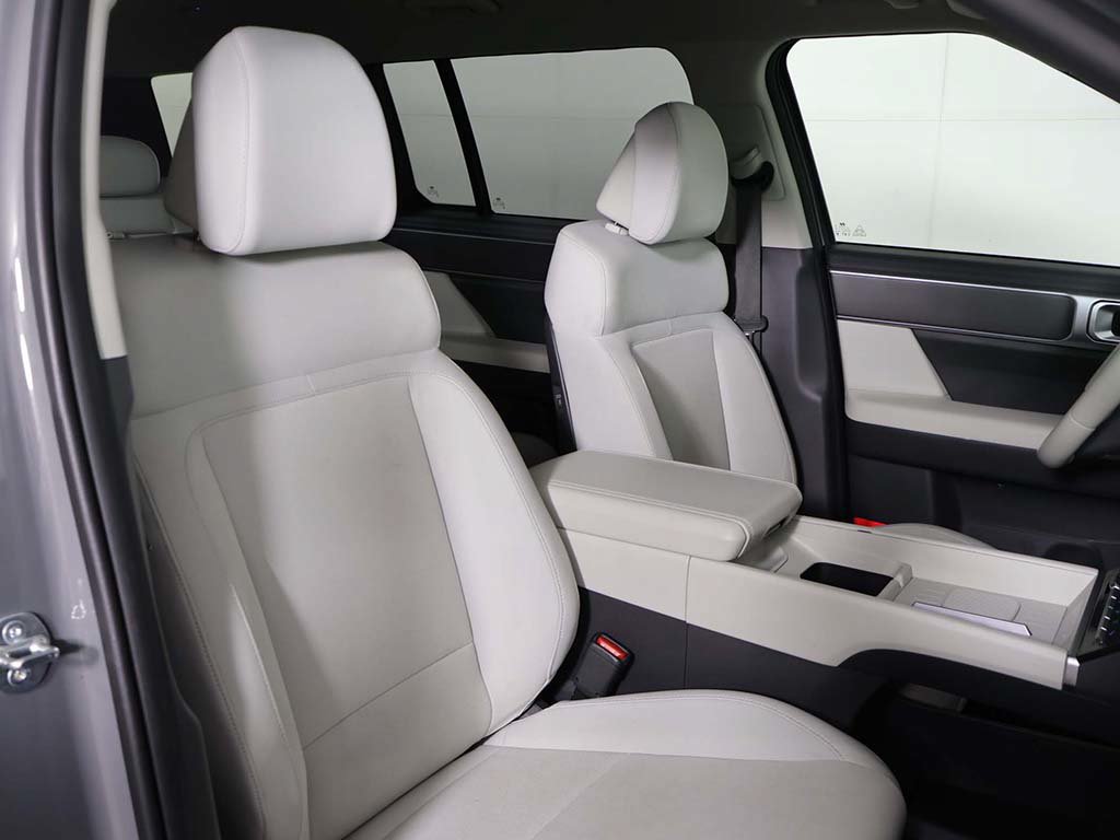 Certified 2024 Hyundai Santa Fe SE AWD/4WD image 27