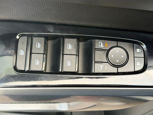 Used 2023 Nissan Pathfinder SL w/ SL Premium Package AWD/4WD image 15