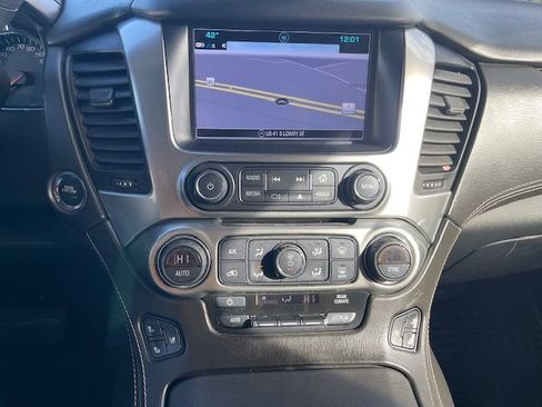 Used 2020 Chevrolet Suburban Premier image 27