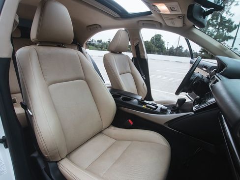 Used 2014 Lexus IS 250 image 17