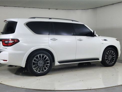 Used 2021 Nissan Armada Platinum w/ Captain's Chairs Package image 7