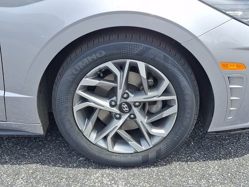 Certified 2023 Hyundai Sonata SEL w/ Convenience Package FWD image 8