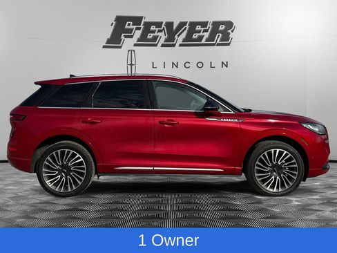Used 2022 Lincoln Corsair Reserve w/ Equipment Group 201A AWD/4WD image 8