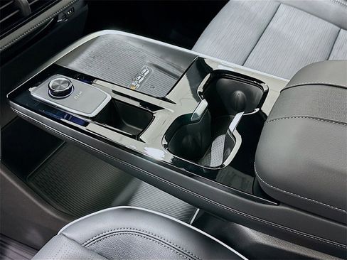 New 2026 Buick Enclave Sport Touring w/ Power Package image 17