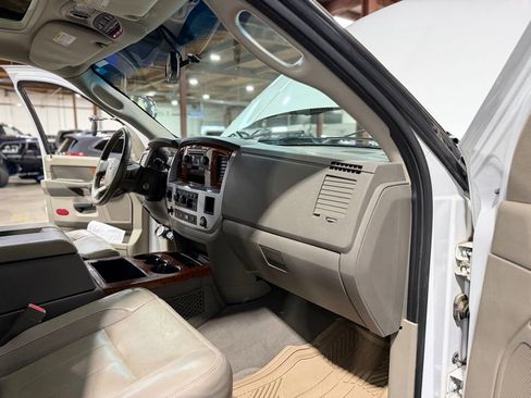 Used 2007 Dodge Ram 2500 Truck 4x4 Mega Cab image 17
