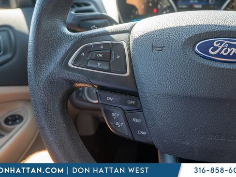 Used 2019 Ford Escape SE FWD image 10