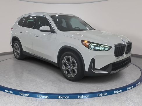 Certified 2023 BMW X1 xDrive28i AWD/4WD image 3