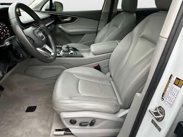 Used 2019 Audi Q7 3.0T Premium Plus w/ Premium Plus Package AWD/4WD image 21