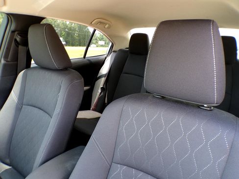 Used 2024 Toyota Corolla LE image 28