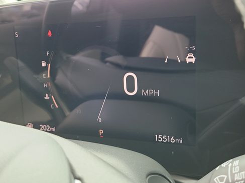 Used 2026 Buick Encore GX Avenir w/ Avenir Technology Package FWD image 24