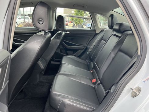 Used 2019 Volkswagen Jetta SEL FWD image 27