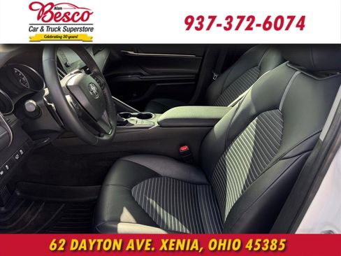 Used 2023 Toyota Camry SE image 10