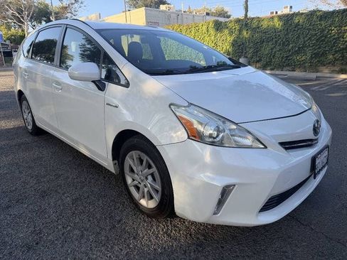 Used 2012 Toyota Prius V Three FWD image 1