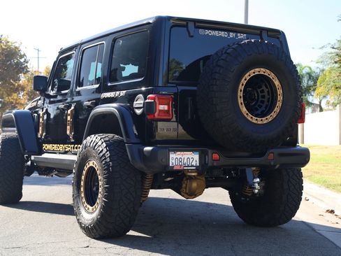 Used 2021 Jeep Wrangler Unlimited Rubicon w/ Trailer Tow Package AWD/4WD image 2