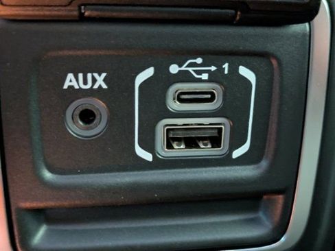 New 2025 Jeep Wrangler Unlimited Rubicon image 13