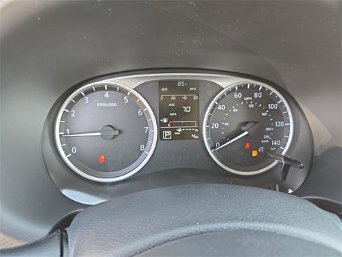 New 2025 Nissan Kicks Play S image 33