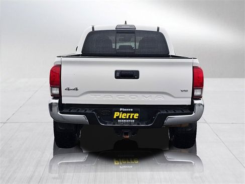 Used 2019 Toyota Tacoma SR5 image 5