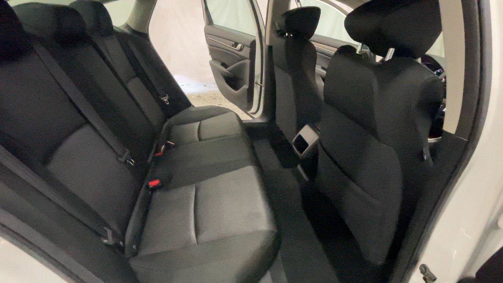 Used 2019 Honda Accord LX image 27