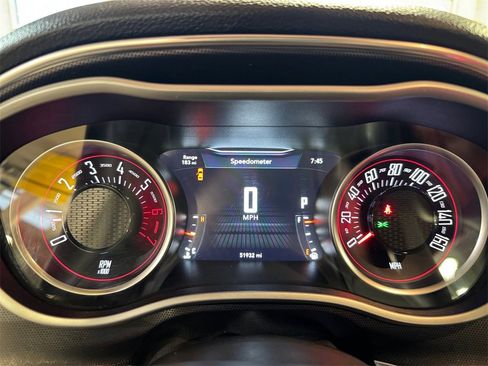 Used 2016 Dodge Challenger R/T Plus image 16