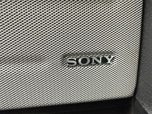 Used 2013 Ford F150 Lariat w/ Luxury Equipment Group image 19