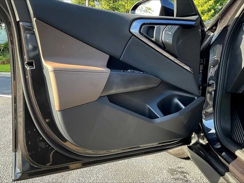 New 2025 BMW X3 xDrive30i w/ Premium Package image 10