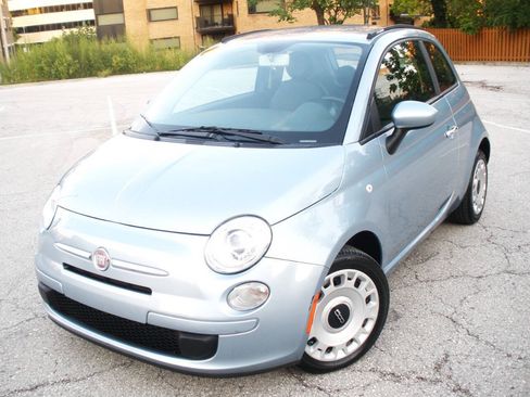 Used 2013 FIAT 500 Pop FWD image 1