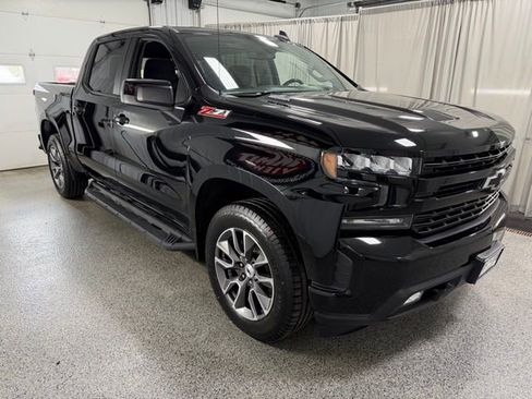 Used 2020 Chevrolet Silverado 1500 RST AWD/4WD image 3