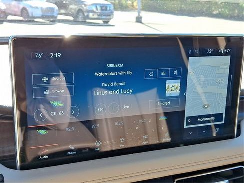 Used 2021 Lincoln Nautilus Reserve w/ Equipment Group 201A image 19