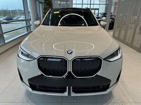 New 2026 BMW X3 xDrive30 w/ Premium Package image 2