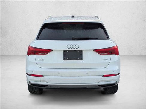 Used 2022 Audi Q3 2.0T Premium image 6
