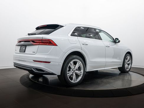 Certified 2023 Audi Q8 Premium Plus w/ Premium Plus Package AWD/4WD image 4