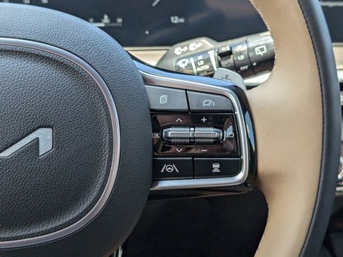 Used 2024 Kia Sorento SX Prestige w/ Olive Brown Leather Package image 21