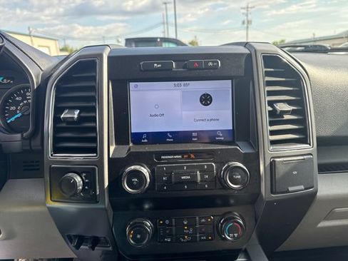 Used 2020 Ford F150 XLT w/ Equipment Group 302A Luxury AWD/4WD image 15