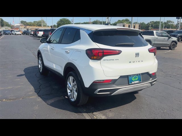 Certified 2024 Buick Encore GX Preferred w/ Comfort Package FWD image 7