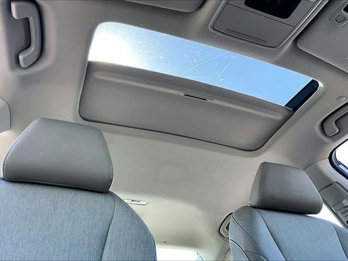 Used 2023 Honda Accord EX image 18
