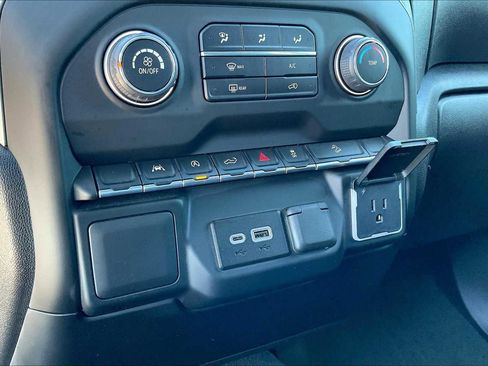 Used 2024 Chevrolet Silverado 1500 Custom Trail Boss image 34