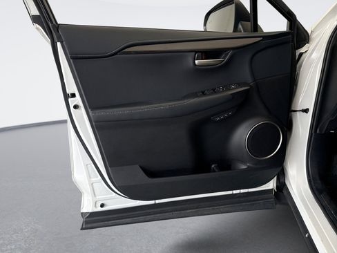 Used 2015 Lexus NX 200t AWD w/ Premium Package image 9