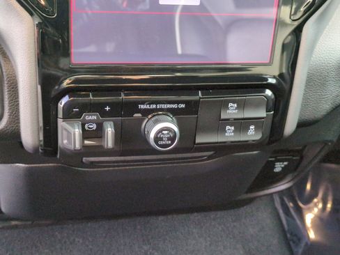 Used 2025 RAM 1500 Laramie w/ Trailer Tow Group image 25