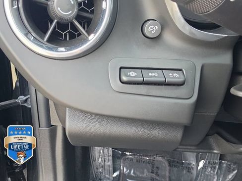 Certified 2019 Chevrolet Camaro SS RWD image 17