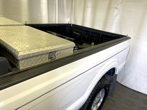 Used 2001 Ford F250 Lariat image 21