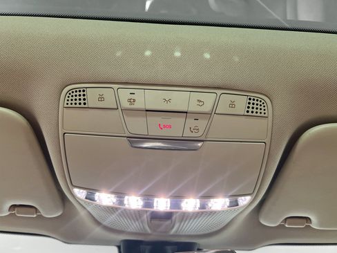 Used 2021 Mercedes-Benz GLC 300 image 22