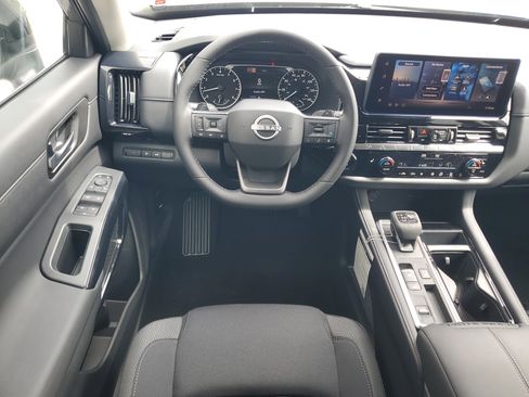 New 2026 Nissan Pathfinder SV image 17