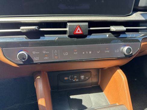 New 2026 Kia Sportage X-Line w/ X-Line Technology Package image 16