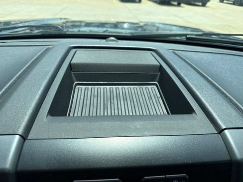 Used 2020 Ford F150 XLT w/ Equipment Group 302A Luxury AWD/4WD image 16
