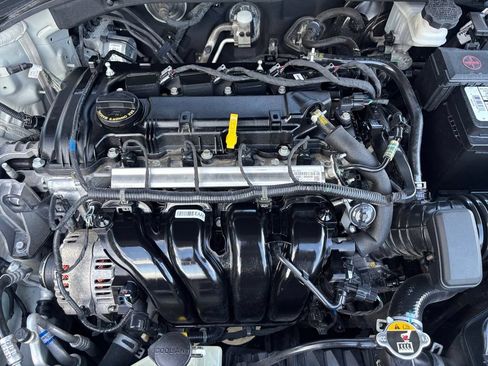 Used 2017 Hyundai Elantra SE w/ SE A/T Tech Package 03 FWD image 18
