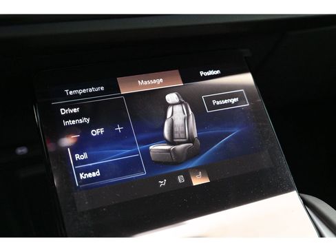 New 2026 Cadillac Vistiq Platinum image 40