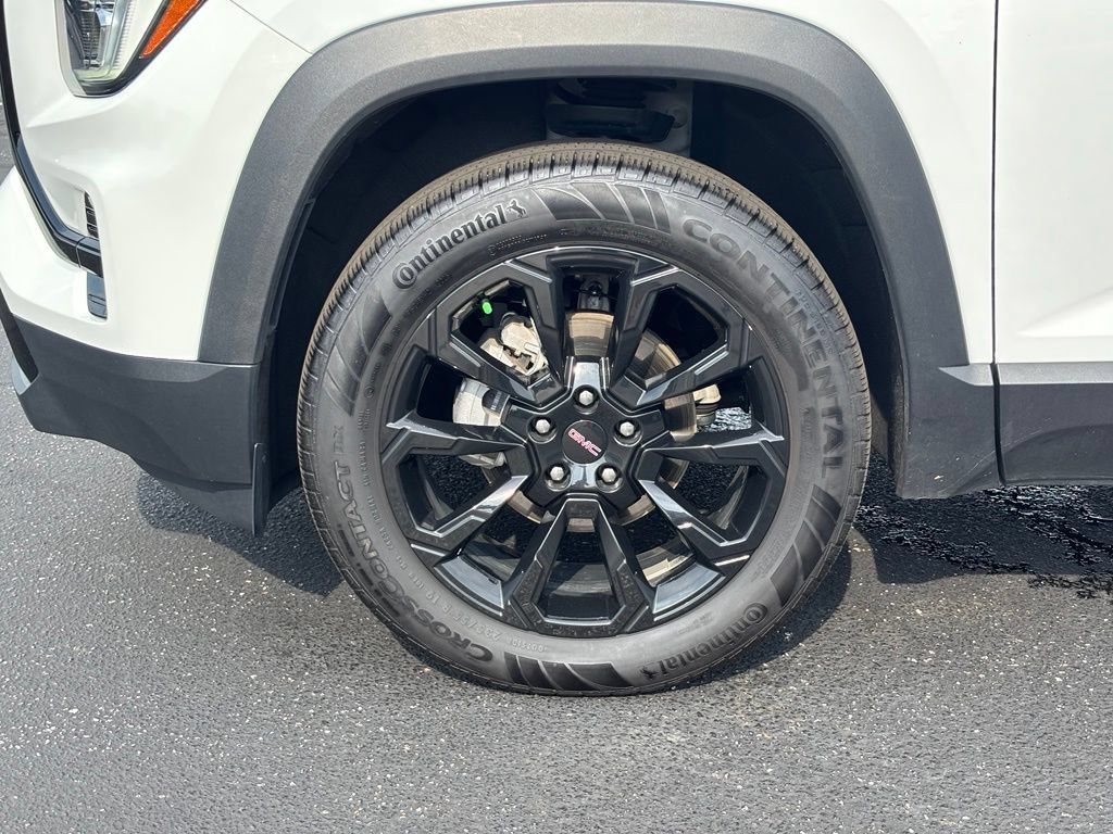 Used 2026 GMC Terrain Elevation w/ Elevation Premium Package AWD/4WD image 11