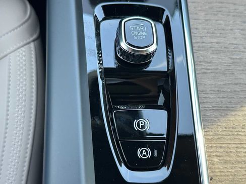 New 2026 Volvo XC60 B5 Plus w/ Protection Package Premier image 36