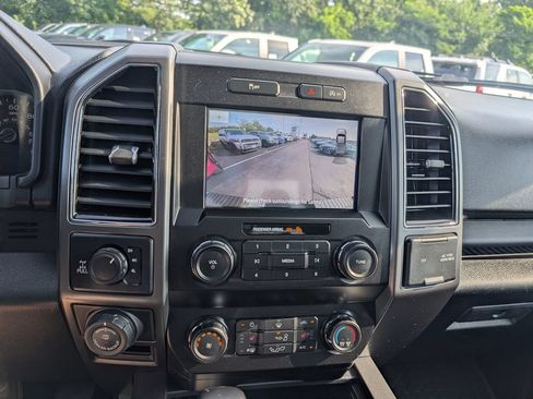 Used 2020 Ford F150 XLT w/ Equipment Group 302A Luxury AWD/4WD image 26